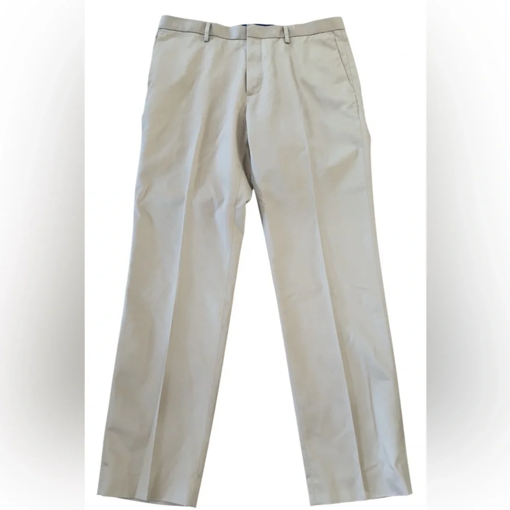 Banana Republic Cream Chinos for Effortless Style